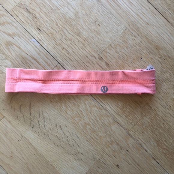 lululemon athletica Accessories - Fly Away Tamer Headband